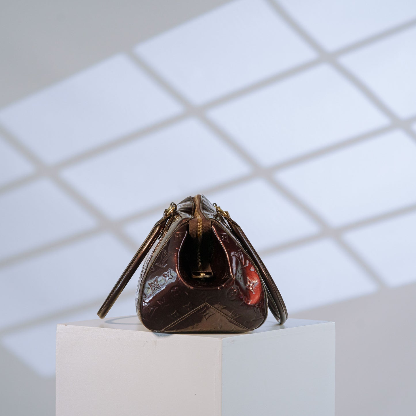 Louis Vuitton Blanc Corail Monogram Vernis Sherwood PM Bag