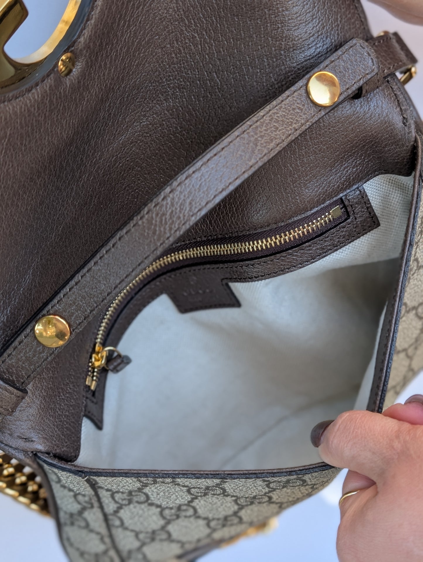 Gucci Blondie GG Supreme Shoulder Bag